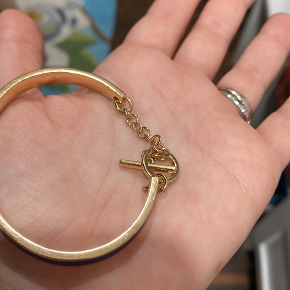 Gold and blue enamel BCBG cuff bracelet with loop closure - Picture 4 of 5